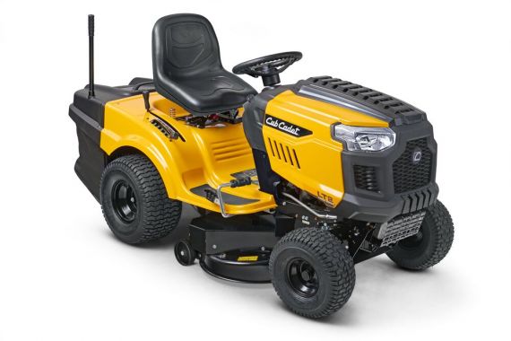 Cub Cadet Force Series LT2 s žacím ústrojím od 30 mm do 95 mm